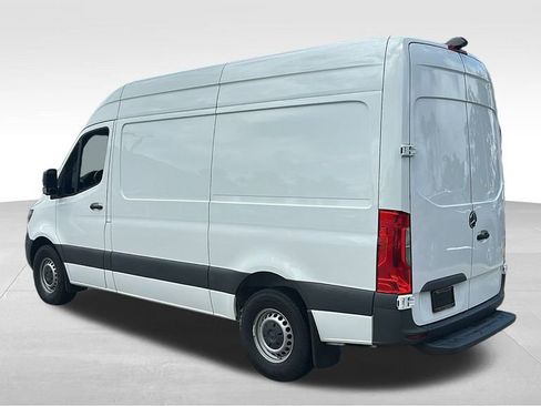 Used 2024 Mercedes-Benz Sprinter 144 Cargo image 5