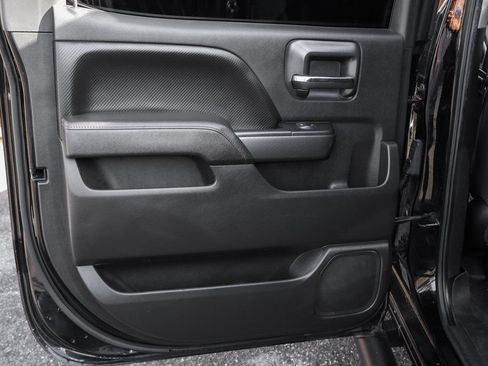 Used 2018 GMC Sierra 1500 SLT AWD/4WD image 38
