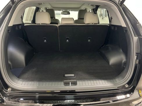 Used 2022 Kia Sportage EX w/ EX Technology Package image 16
