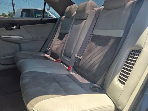 Used 2013 Toyota Camry XLE w/ Leather Pkg image 13