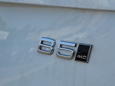 New 2026 Volvo XC90 B5 Core AWD/4WD image 21