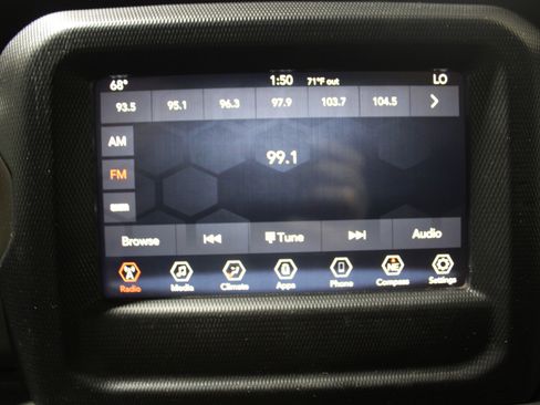 Used 2020 Jeep Wrangler Unlimited Sport S AWD/4WD image 13