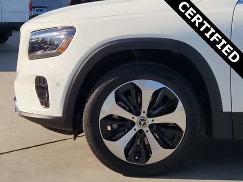 Certified 2025 Mercedes-Benz GLB 250 image 10