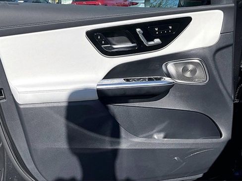 New 2026 Mercedes-Benz GLC 300 image 13