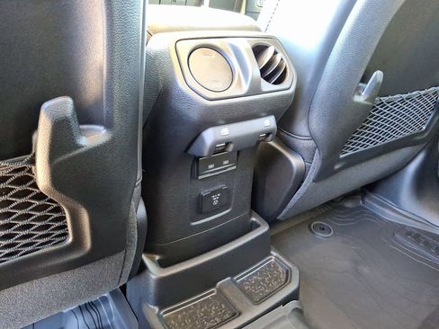 New 2026 Jeep Wrangler Rubicon image 7