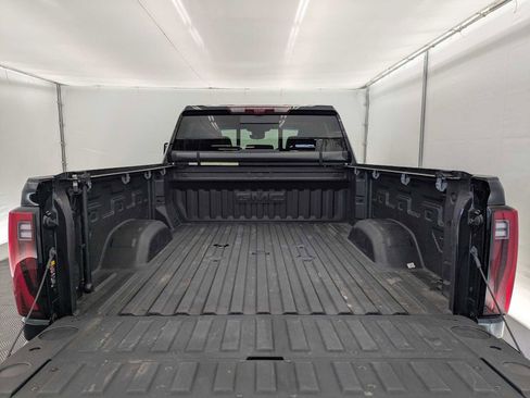 Used 2025 GMC Sierra 3500 Denali Ultimate AWD/4WD image 34