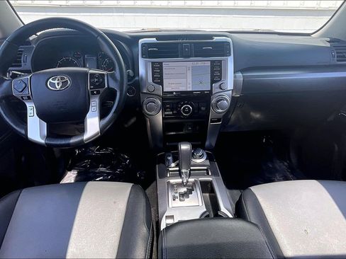Used 2024 Toyota 4Runner SR5 Premium w/ Moonroof Package AWD/4WD image 19