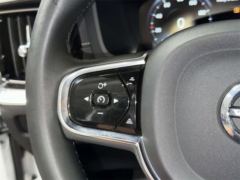 Used 2022 Volvo S60 T8 R-Design w/ Advanced Package image 29