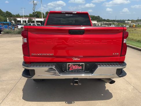 Used 2024 Chevrolet Silverado 2500 LTZ AWD/4WD image 6