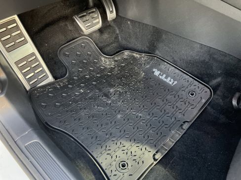 Used 2025 Volkswagen Jetta Sport image 15