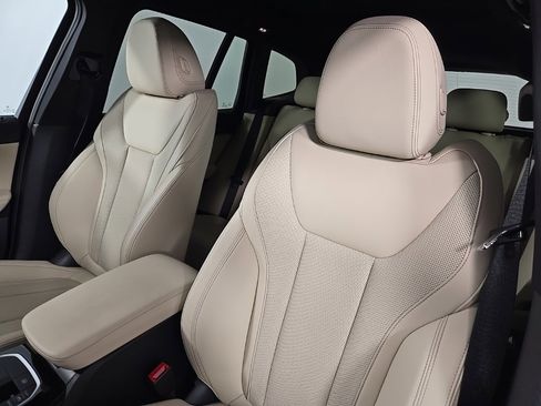 Certified 2023 BMW X3 xDrive30i w/ Convenience Package image 14