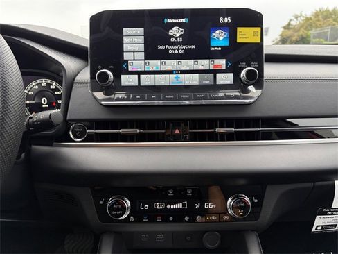 New 2025 Mitsubishi Outlander SEL image 20