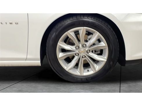 Used 2021 Chevrolet Malibu LT FWD image 20