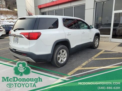 Used 2017 GMC Acadia SL image 6