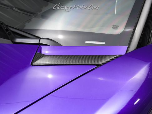 Used 2021 Lamborghini Aventador SVJ image 31