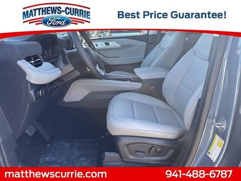 New 2026 Ford Explorer Active image 9