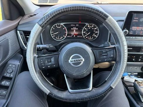 Used 2021 Nissan Rogue S AWD/4WD image 24