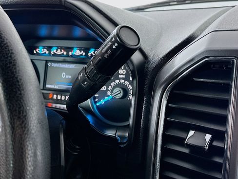 Used 2016 Ford F150 XLT w/ Equipment Group 302A Luxury image 16