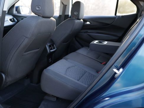 Used 2020 Chevrolet Equinox LT image 23