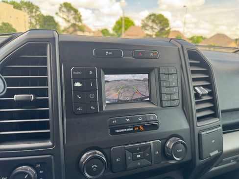 Used 2019 Ford F150 XL w/ Equipment Group 101A Mid AWD/4WD image 26