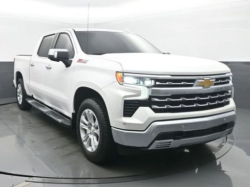 Used 2023 Chevrolet Silverado 1500 LTZ w/ LTZ Convenience Package II image 8