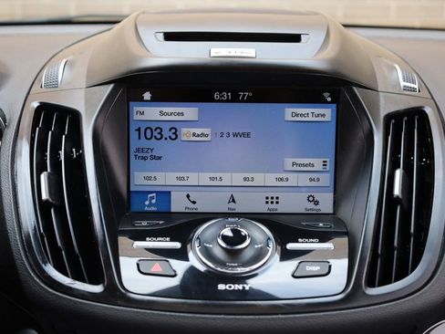 Used 2017 Ford Escape Titanium image 39