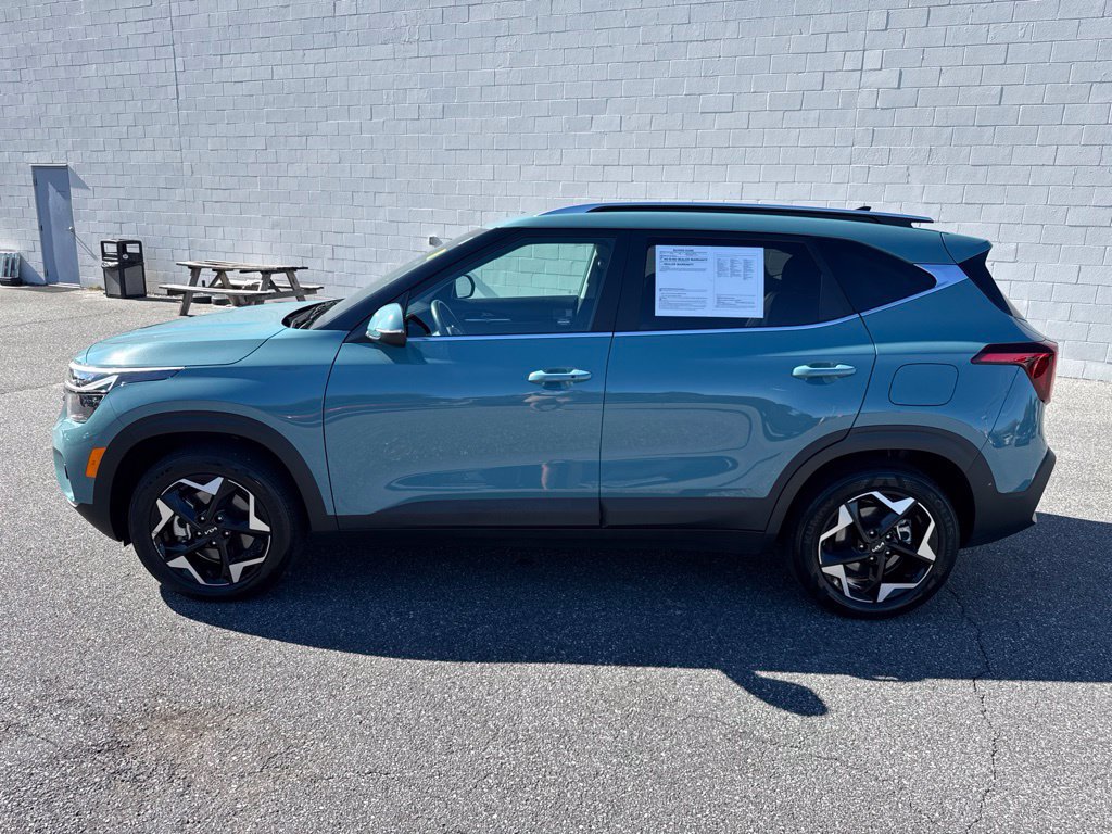 Used 2026 Kia Seltos EX AWD/4WD image 4