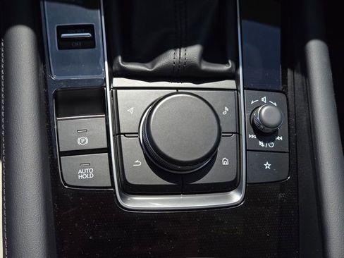 New 2026 MAZDA MAZDA3 2.5 Turbo Sedan w/Premium Plus image 16