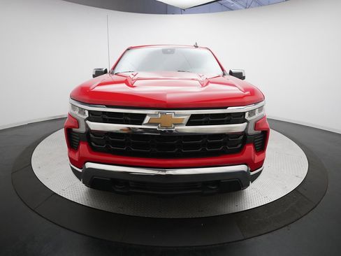 Used 2023 Chevrolet Silverado 1500 LT image 11