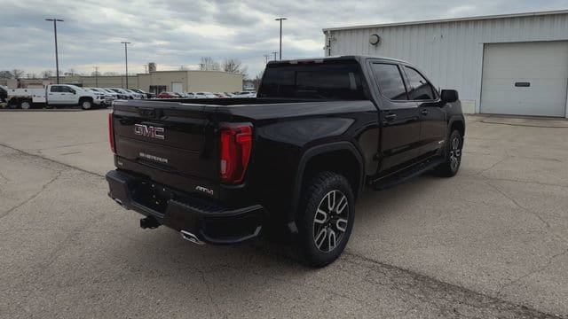 Used 2024 GMC Sierra 1500 AT4 w/ Technology Package AWD/4WD image 13
