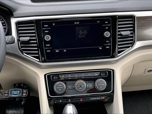 Used 2019 Volkswagen Atlas SEL image 6