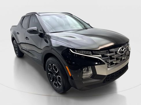 Used 2023 Hyundai Santa Cruz SEL w/ Activity Package FWD image 4