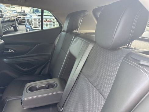 Used 2022 Buick Encore Preferred w/ Safety Package image 19