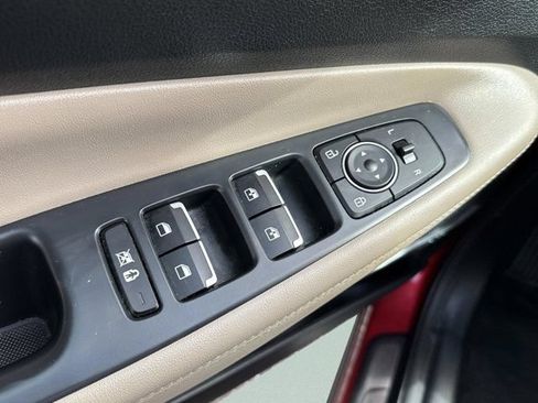 Used 2020 Hyundai Santa Fe Limited FWD image 19