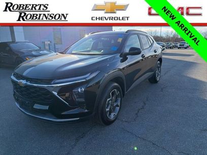 Used 2025 Chevrolet Trax LT w/ LT Convenience Package