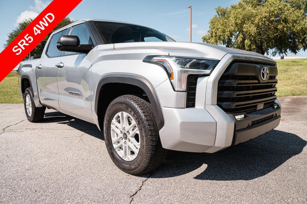 Used 2024 Toyota Tundra SR5 w/ SR5 Premium Package AWD/4WD image 10