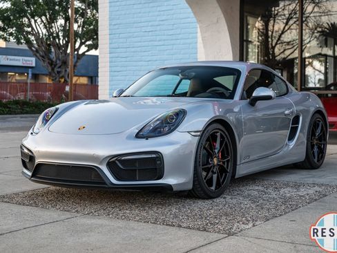 Used 2016 Porsche Cayman GTS image 3