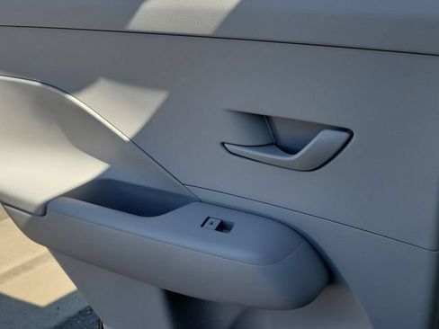 New 2026 Hyundai Kona SE FWD image 24