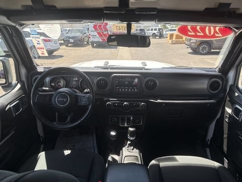 Used 2022 Jeep Wrangler Sport AWD/4WD image 24