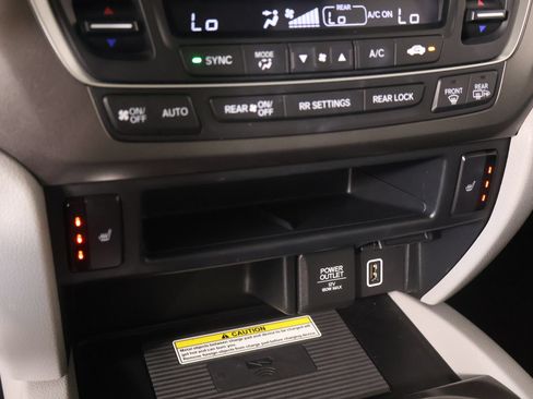 Used 2021 Honda Pilot Special Edition image 7