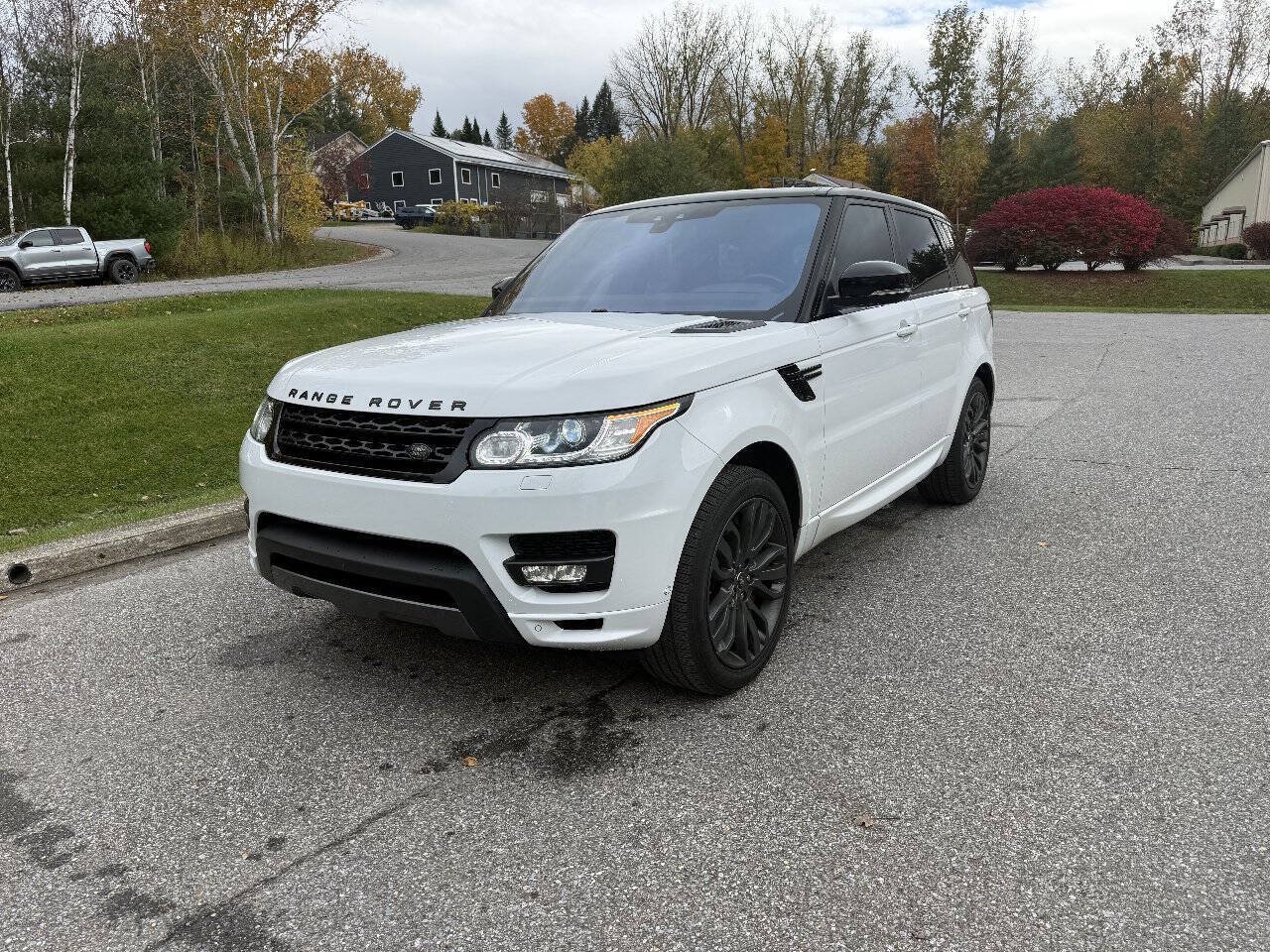 Used 2017 Land Rover Range Rover Sport HSE Dynamic AWD/4WD image 3