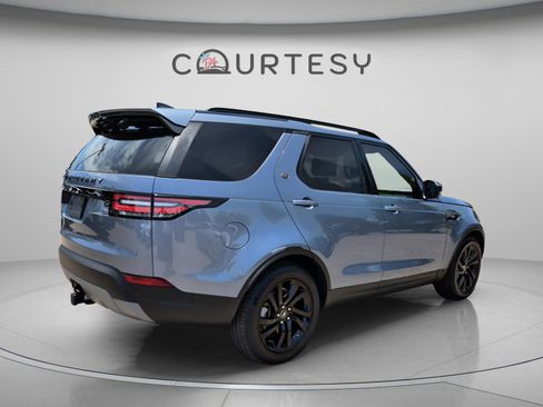 Used 2018 Land Rover Discovery HSE Luxury AWD/4WD image 7