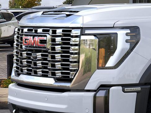 New 2026 GMC Sierra 2500 Denali image 13