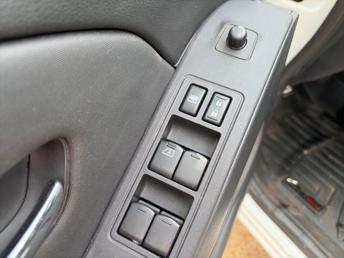 Certified 2022 Nissan Frontier SV image 10