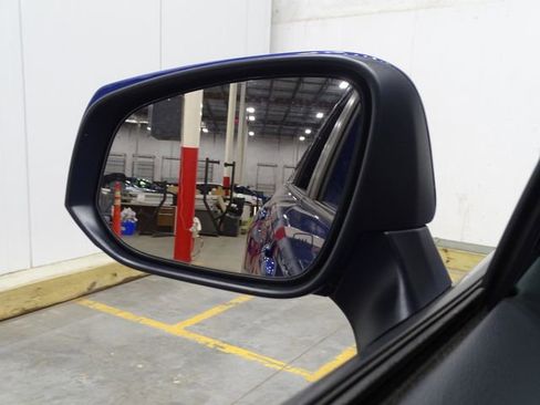 Used 2022 Toyota Corolla Cross XLE image 41