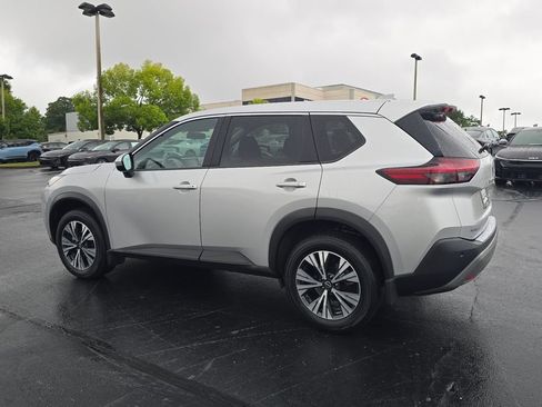 Used 2023 Nissan Rogue SV AWD/4WD image 5
