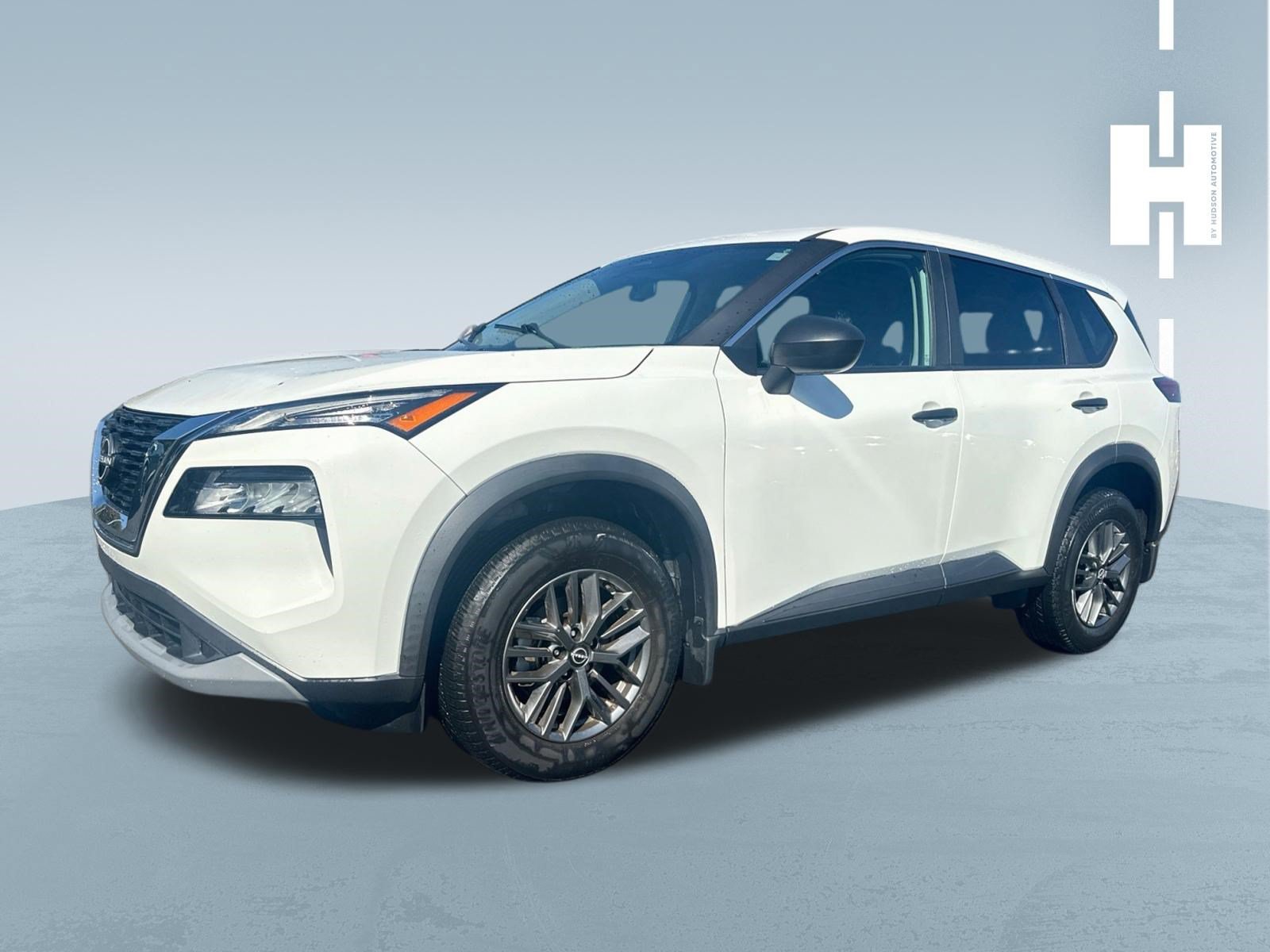 Used 2023 Nissan Rogue S FWD image 3