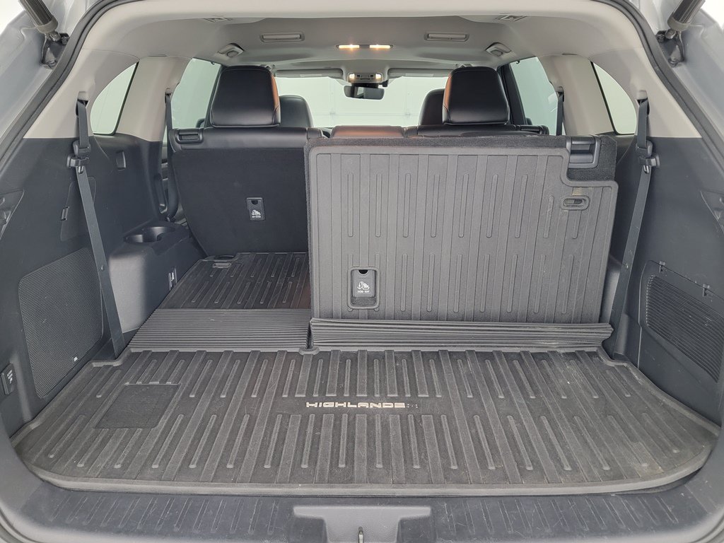 Used 2021 Toyota Highlander Limited AWD/4WD image 35