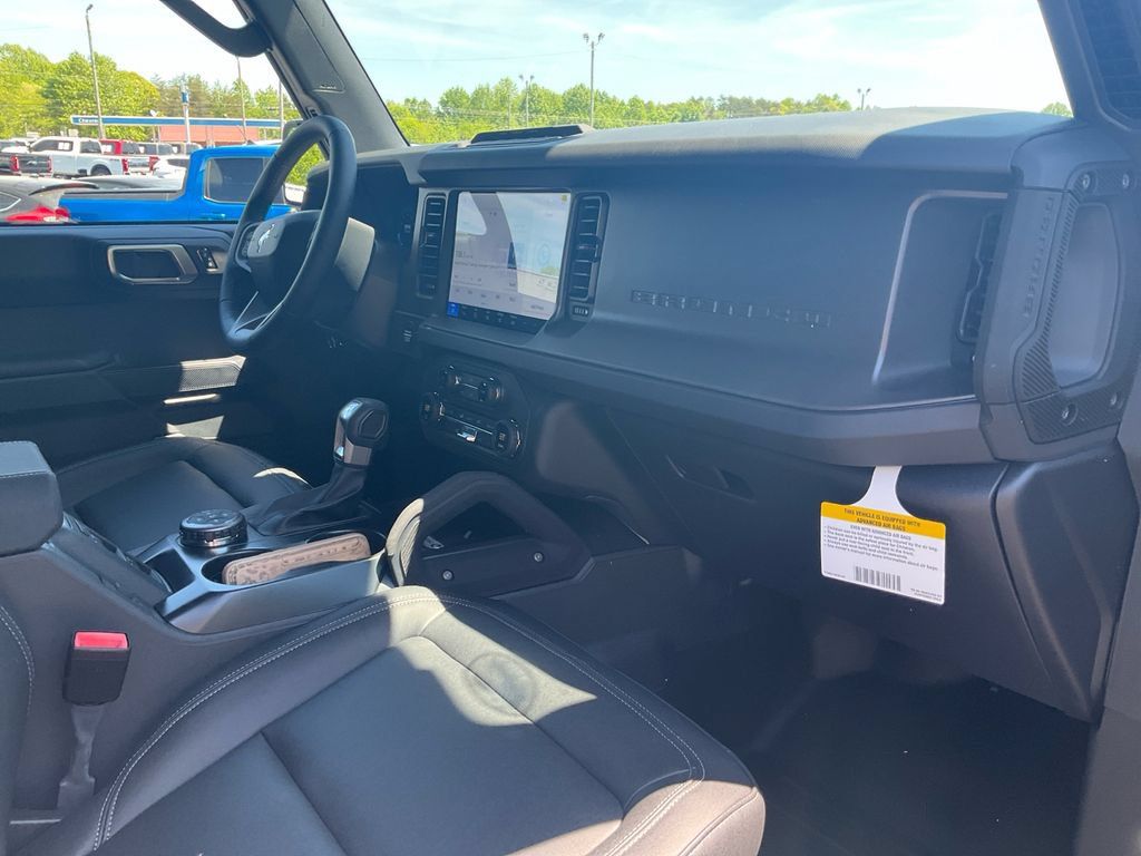 New 2026 Ford Bronco Big Bend w/ Black Diamond Package AWD/4WD image 11