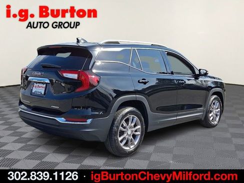 Used 2022 GMC Terrain SLT w/ Infotainment Package II image 6